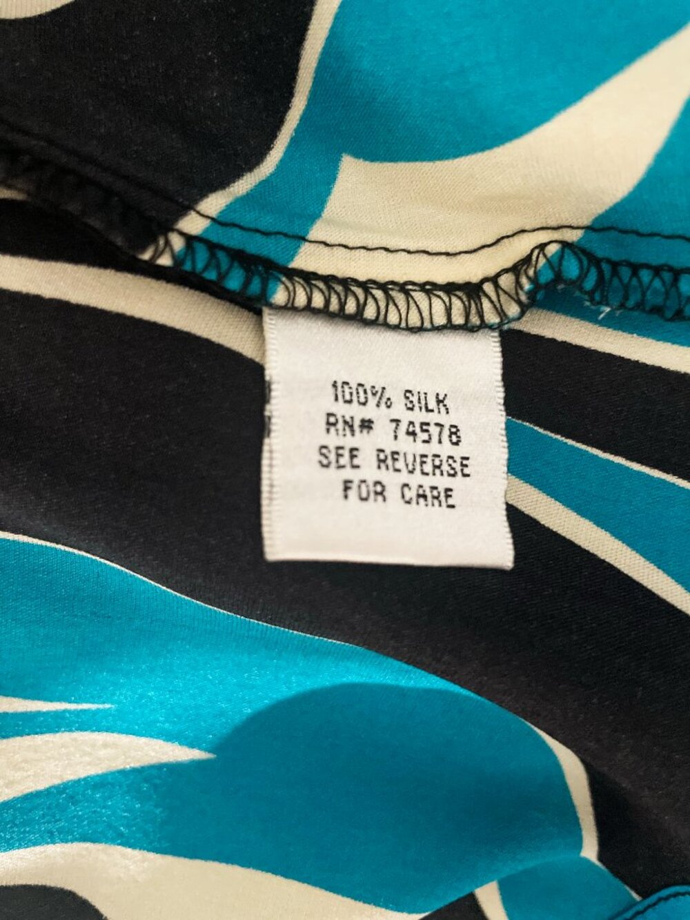 RARE 100% SILK CACHÉ Twist Front Blue Black Vintage Blouse Size Small EUC - Picture 9 of 10
